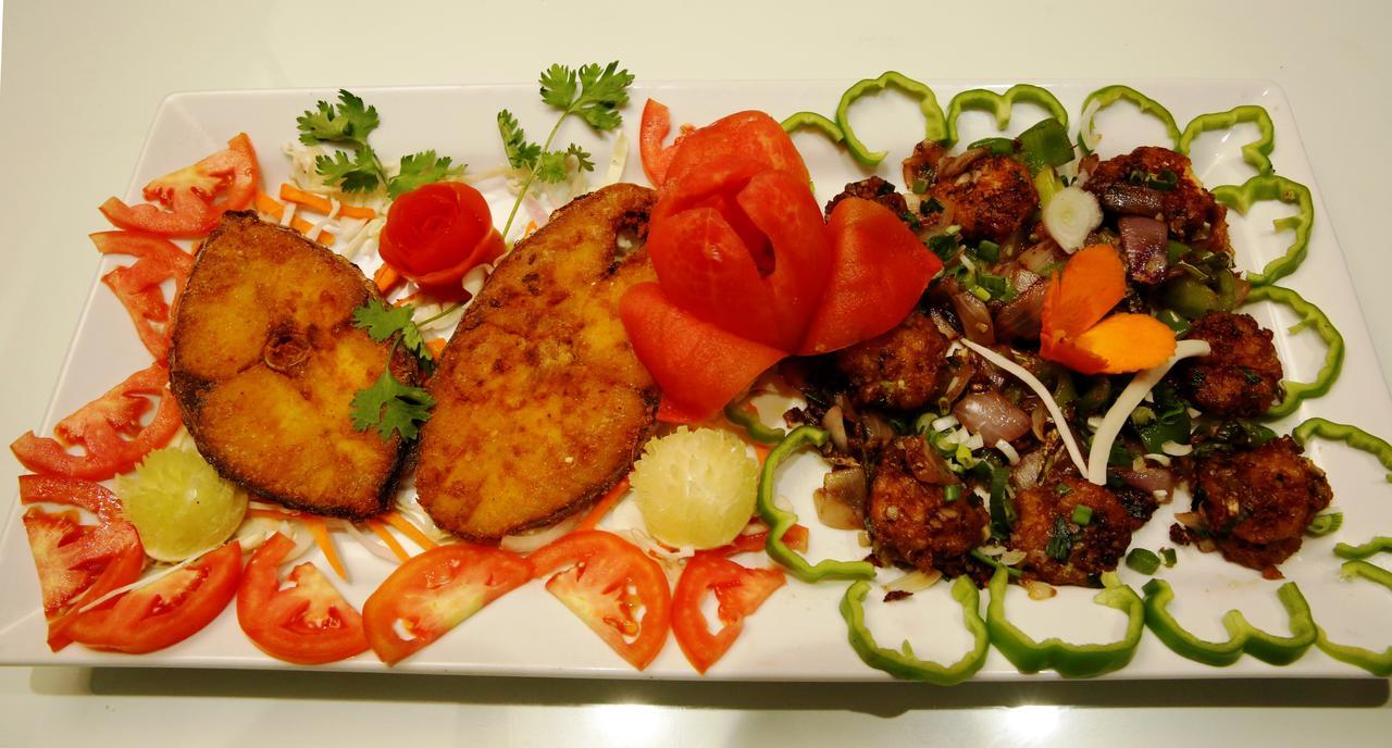 Abhishek Beach Resort And Spa Ganpatipule Luaran gambar