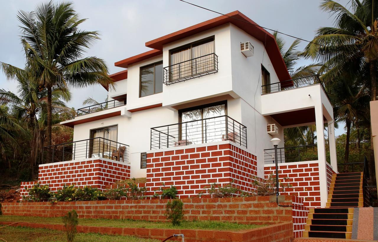 Abhishek Beach Resort And Spa Ganpatipule Luaran gambar