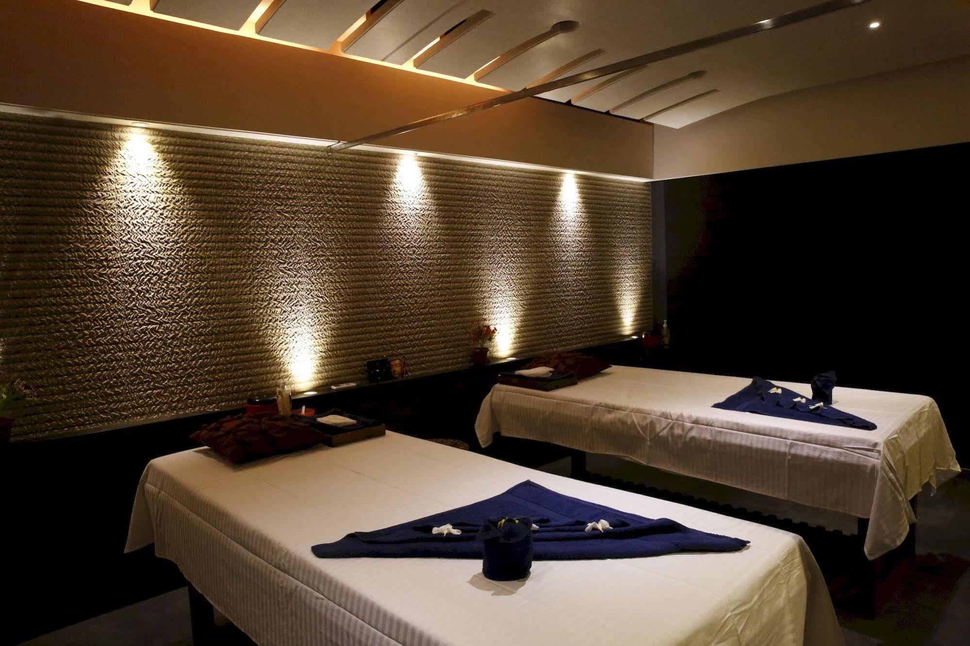 Abhishek Beach Resort And Spa Ganpatipule Luaran gambar