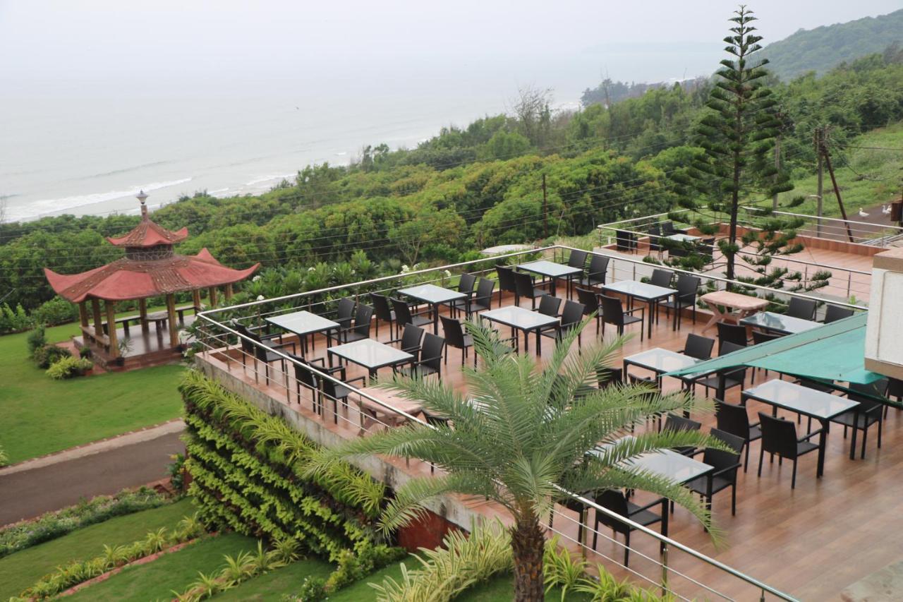 Abhishek Beach Resort And Spa Ganpatipule Luaran gambar