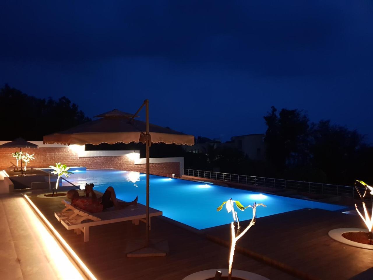 Abhishek Beach Resort And Spa Ganpatipule Luaran gambar