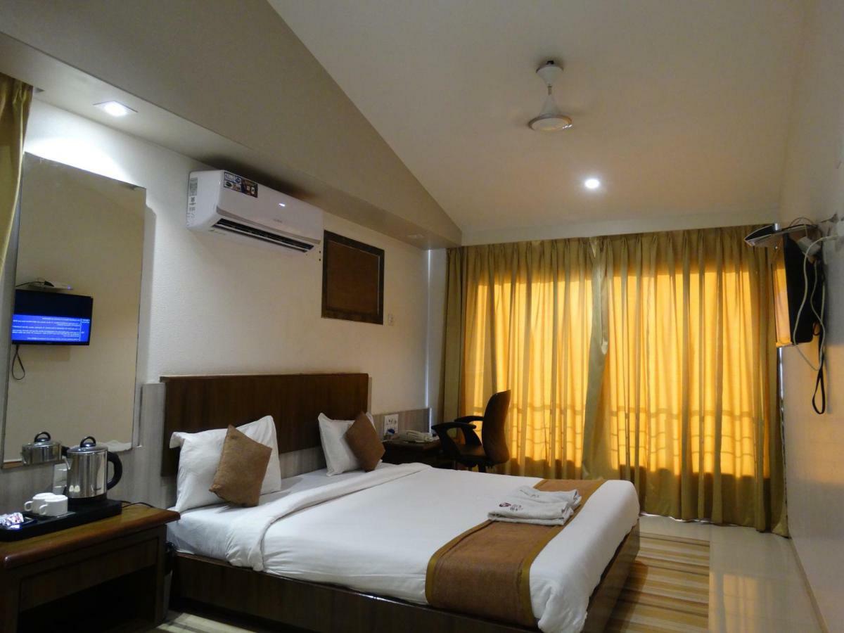 Abhishek Beach Resort And Spa Ganpatipule Luaran gambar